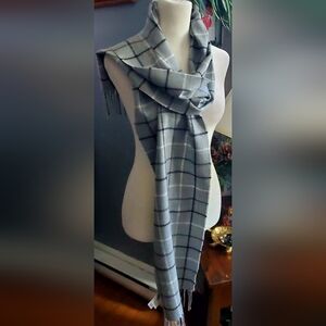 Calvin Klein Gray Plaid Scarf with Black Accents